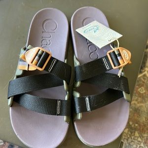 Brand new, never worn. Size 10 Women’s Chaco Sandals.